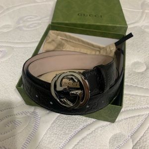 Black and silver Gucci Belt size 100cm